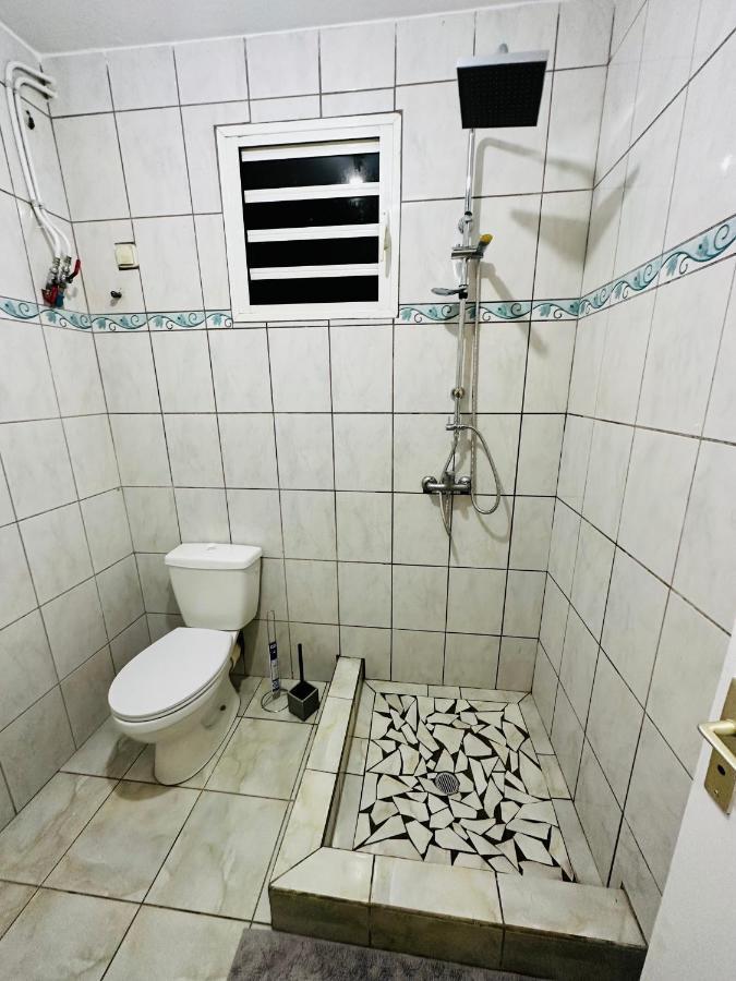 Residence Lacolombe Petit-Canal ภายนอก รูปภาพ